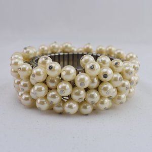 Vintage Cha Cha Stretch Bracelet with Champagne Faux Pearls